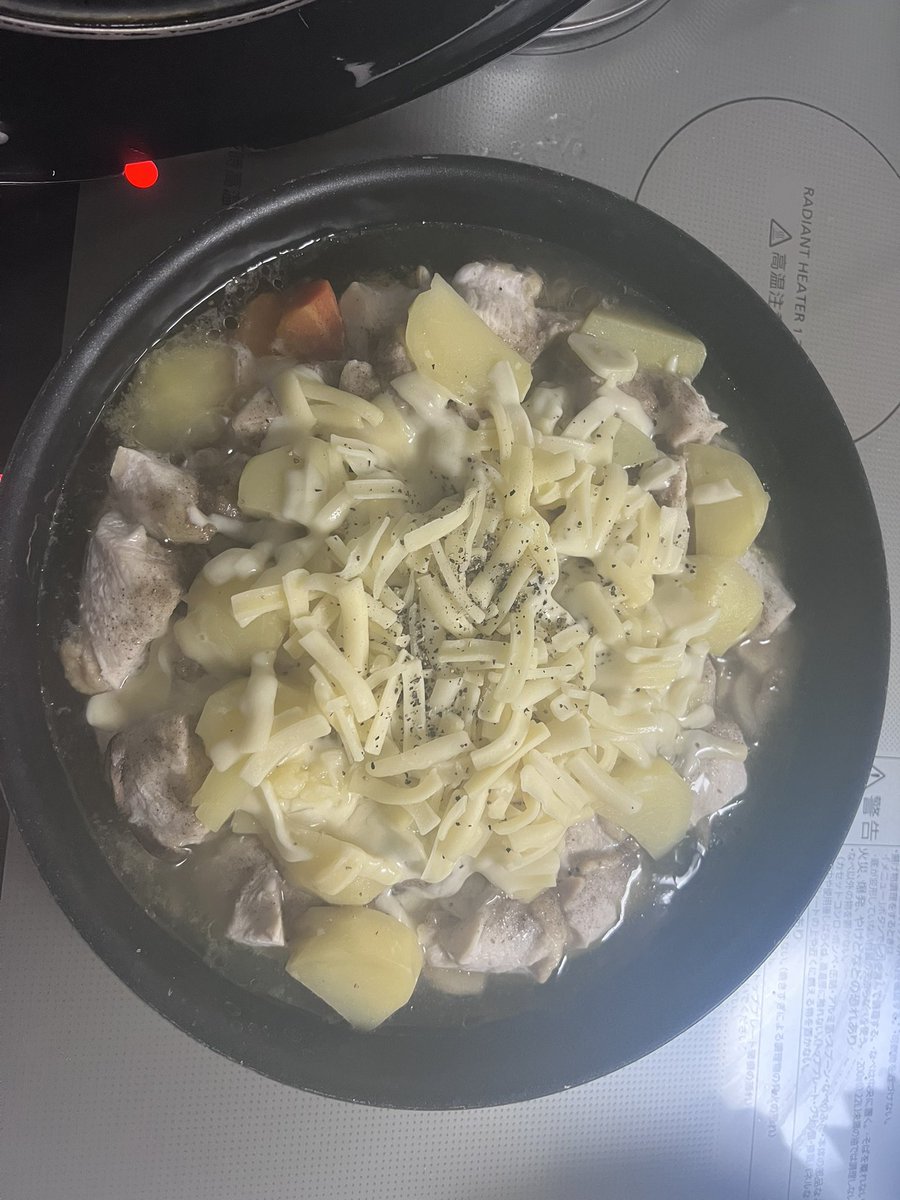 生存報告がてら、食事を。
うん、これは美味しい。きっと。