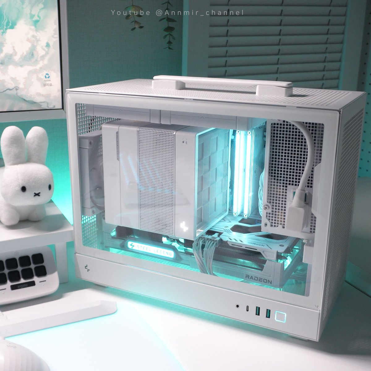 ホワイトで統一された美しい作例。
コンパクトでも存在感あります。

PCケース: CH160 PLUS WH 
CPUクーラー: ASSASSIN VC ELITE WH  

📸INS: annmir_
#DeepCool #自作pc #ゲーミングpc