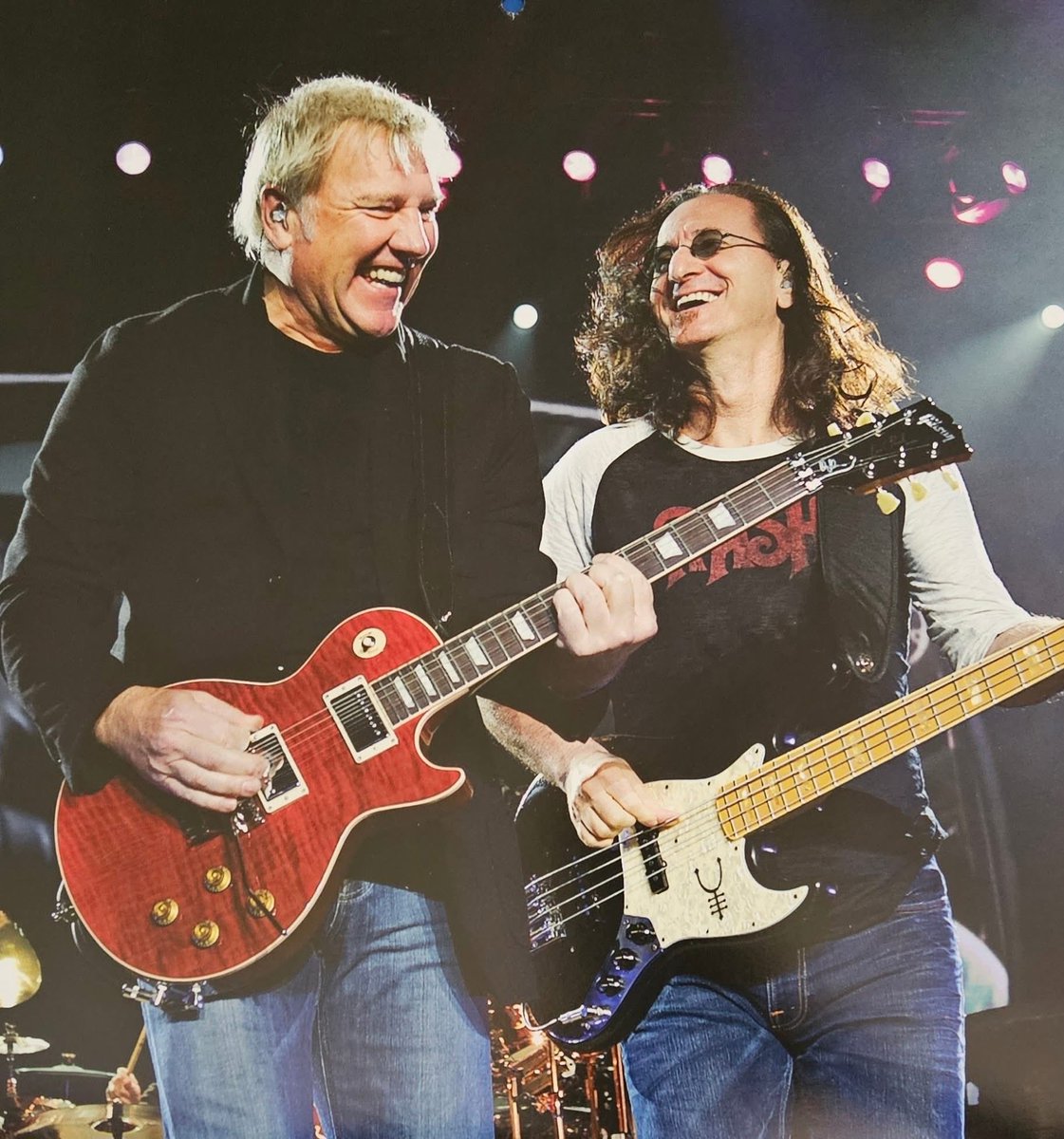 Clockwork Angels, spread their arms and sing
Synchronized and graceful, they move like living things
Goddesses of Light, of Sea and Sky and Land
Clockwork Angels, the people raise their hands

As if to fly
As if to fly…

#RipNeilPeart 
Happy Dirxst Day #RushFamily