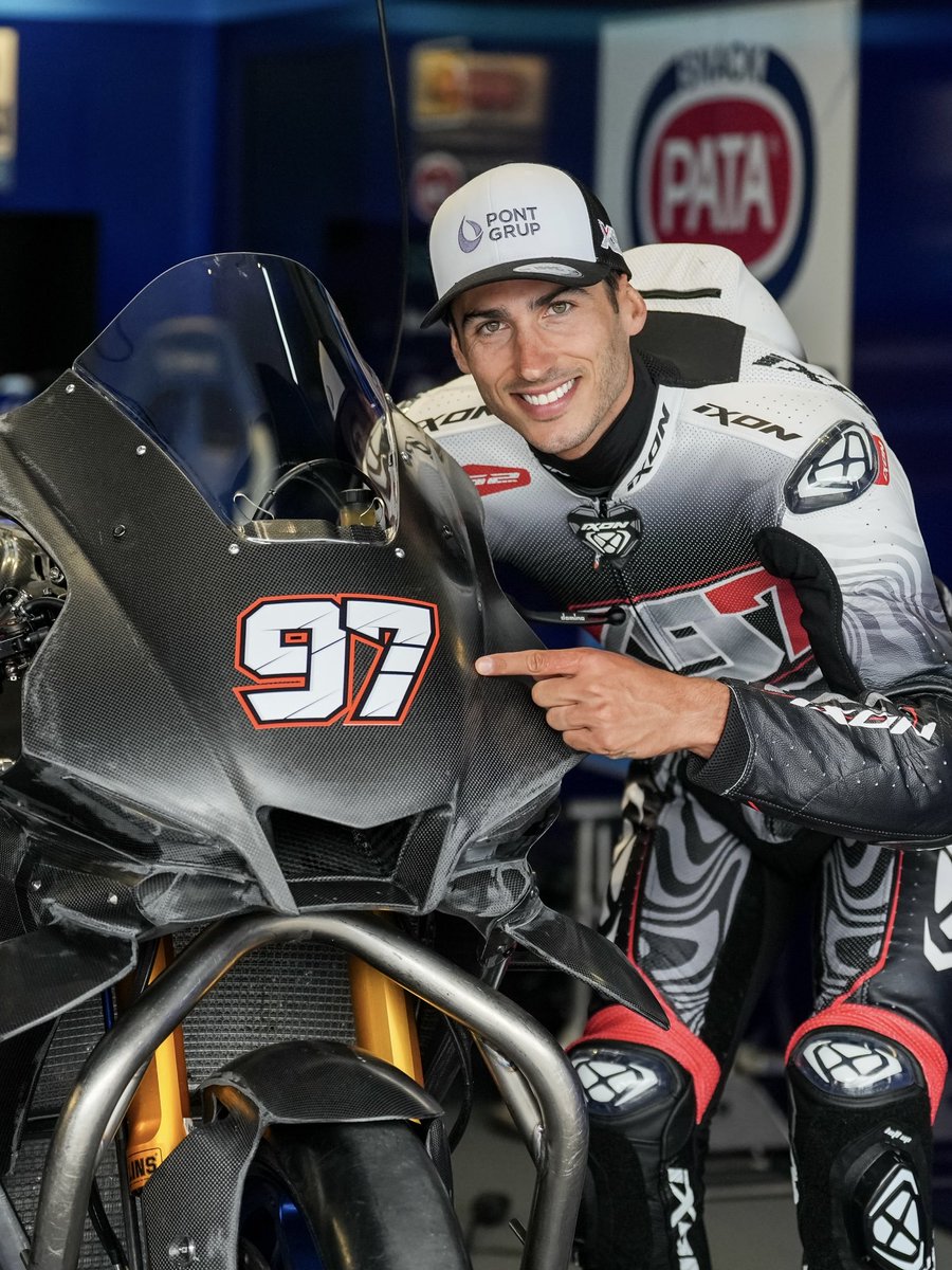 WorldSBK's tweet photo. 2026 starts now! Back to action to kick off day 1 of tests at Jerez 🛠️🔥

#WorldSBK https://t.co/PAJ2uNZQwm