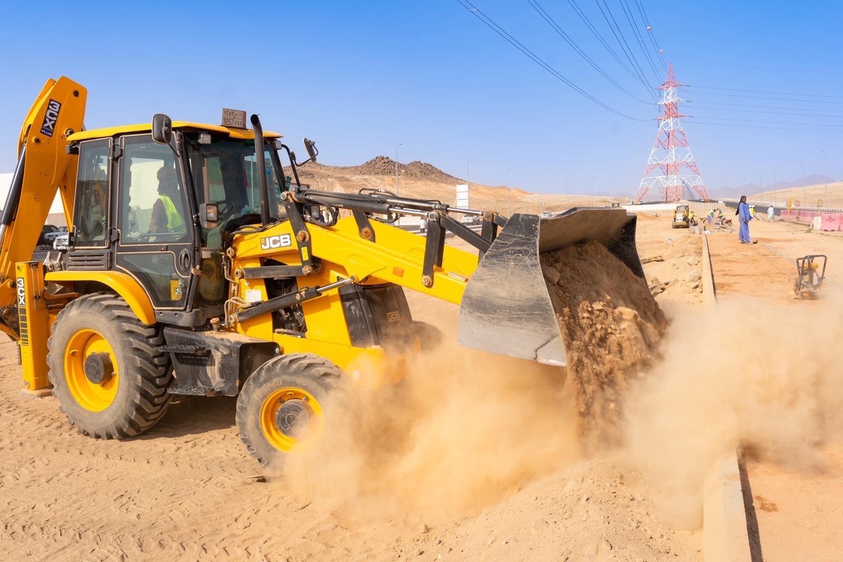 🏗️ | أعمال ومشاريع

🚜 أعمال تنفيذ طريق التفاف جديد 🔃
             في حي المدائن 📍

▫️لرفع الانسيابية المرورية ☑️
▫️وتعزيز كفاءة البنية التحتية ☑️

📸 | #حائل_الأجمل
#أمانة_منطقة_حائل