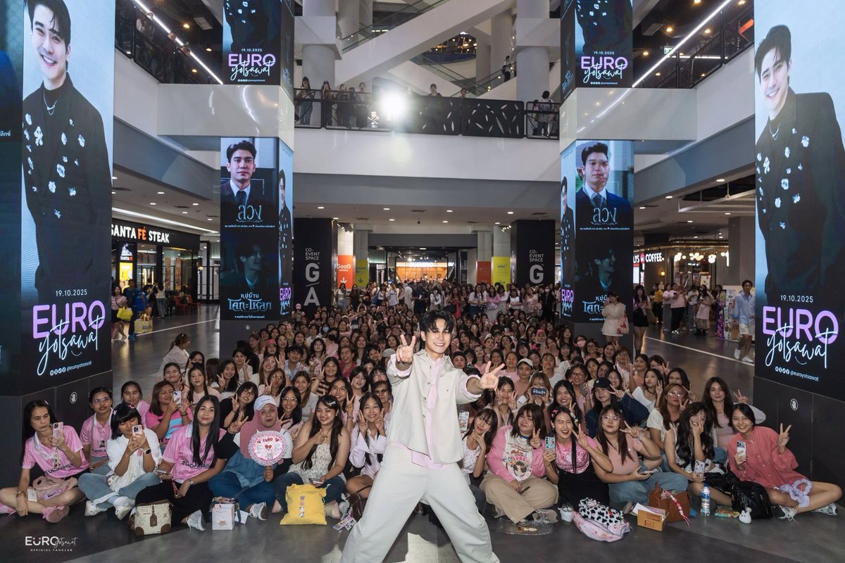 euroyswofficial's tweet image. 𝐒𝐡𝐢𝐧𝐢𝐧𝐠 𝟐𝟗𝐭𝐡 𝐁𝐢𝐫𝐭𝐡𝐝𝐚𝐲 𝐖𝐢𝐭𝐡 𝐄𝐮𝐫𝐨 𝐘𝐨𝐭𝐬𝐚𝐰𝐚𝐭
HAPPY EURO DAY
#ShiningBirthdayWithEuro 
#ยูโรยศวรรธน์ #Euroyotsawat
คนรักยูโรเต็มเลยยย~ 🫶🏻 ขอบคุณแฟนๆของยูโร ที่มาร่วมเป็นส่วนนึงของทุกๆโปรเจกต์ในวันเกิดของยูโรปีนี้น๊าา~ 💖…