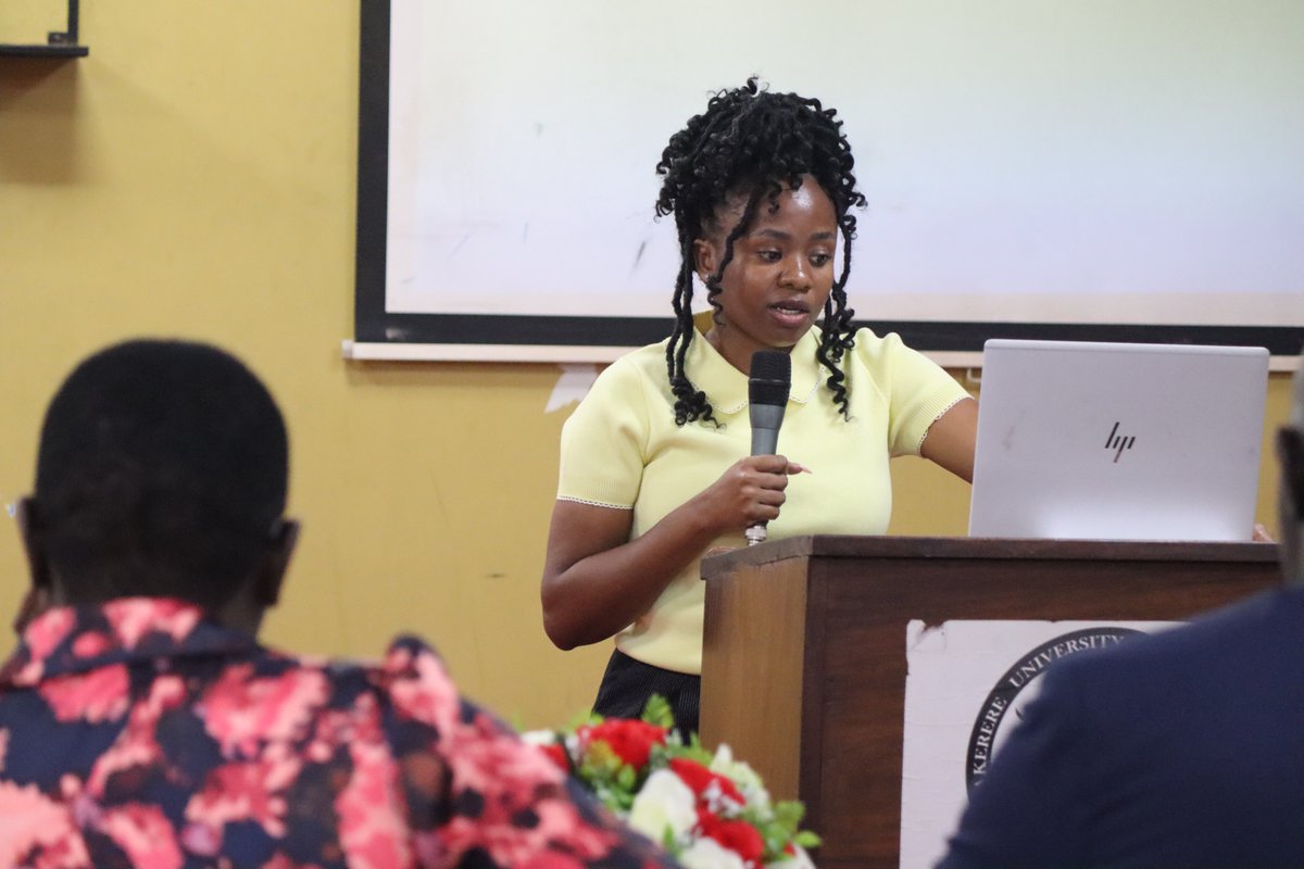 ACTSNET's tweet image. 3/6
Masters and PHD Students supported by the EVI-SICEE project in a pitching session.Students pitch their studies progress on gender and clean energy, showcasing creativity, research, and leadership.
@LucyNabangala @dicksonbota @PriscaAchieng @HafswaNakibuuka…