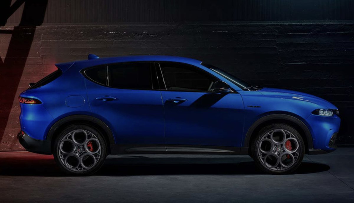 Performance Alfa Romeo tweet media