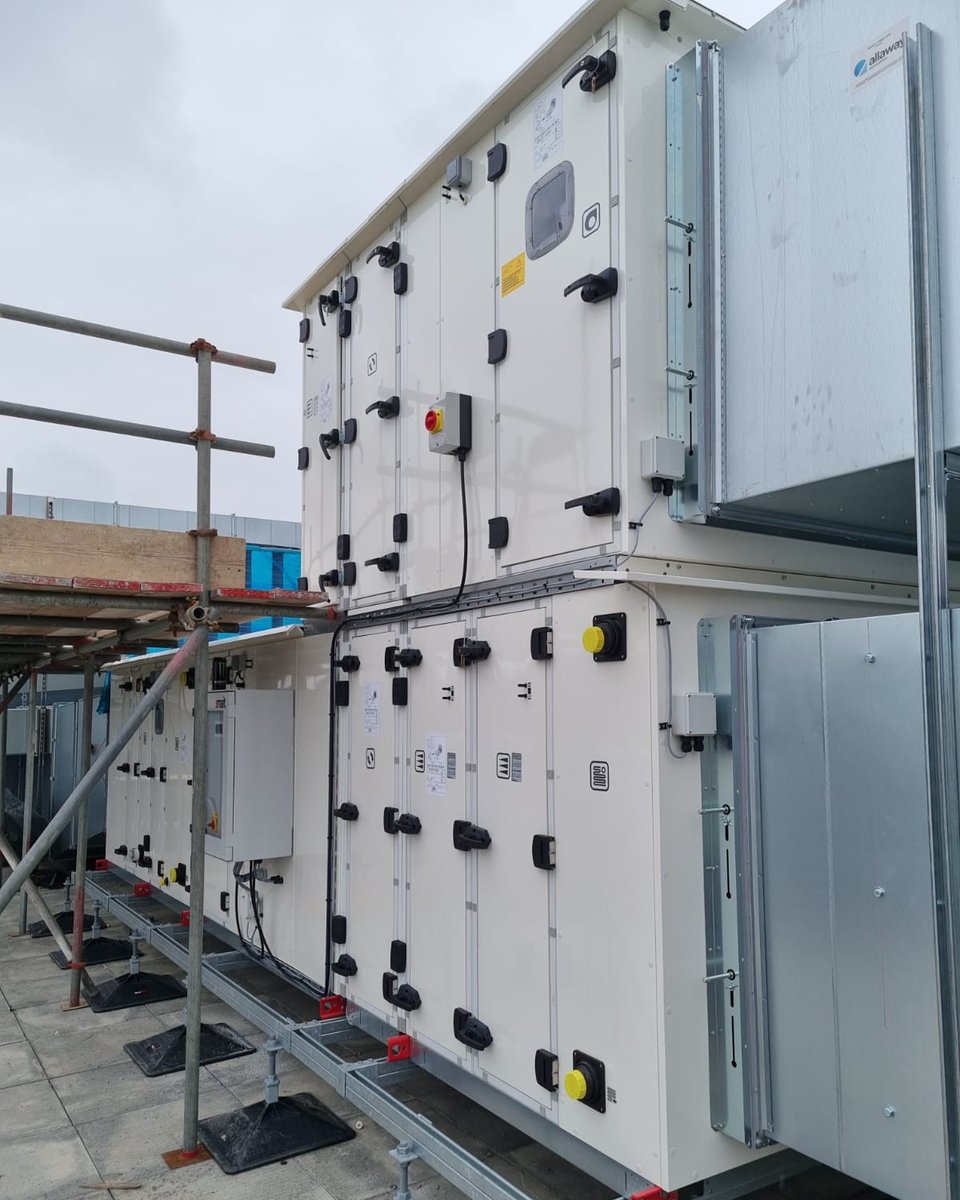 iac_systems's tweet image. Onsite install complete:
✔ AHU control panel fitted &amp;amp; secured
✔ Cable runs terminated
✔ Valve actuators installed
✔ Full safety checks carried out

System ready for commissioning, ensuring safe &amp;amp; efficient HVAC operation.

#iACS #HVACControls #AirHandlingUnit #AHU #Install
