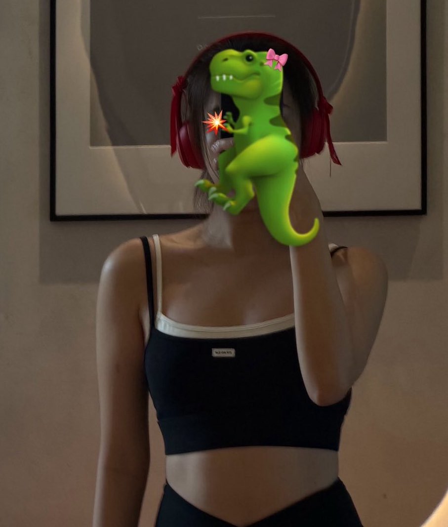 I’m sure she will go to BP concert 🤓🙂‍↔️

#srchafreen