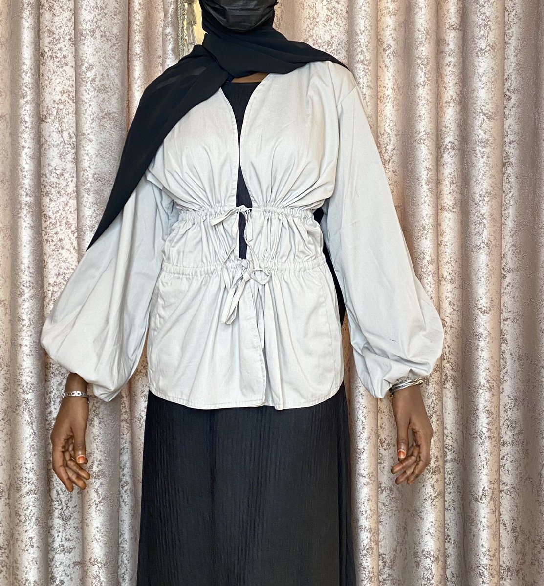 silhouette_ngr's tweet image. From stripes to plains, the silhouette of our newly added FaYe top stays winning 😌
Now available in your favorite solid tones, all sizes included.
Top: NGN 15,000 | Plain NGN 12,000
Trousers: NGN 14,500 (optional)