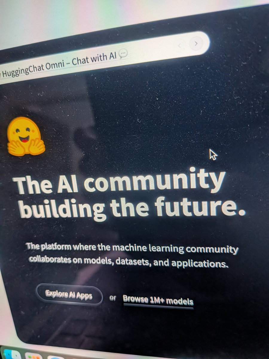 sorairoart's tweet image. Hagging Faceのトップページ、building the futureっていいメッセージだね。
#Python
#Python初心者