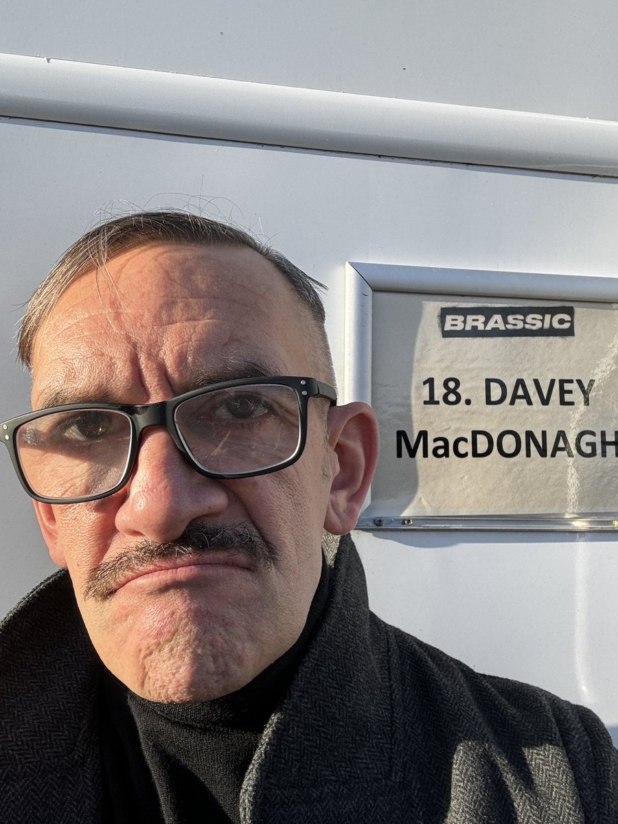 FkinAda (@roi7le) on Twitter photo 