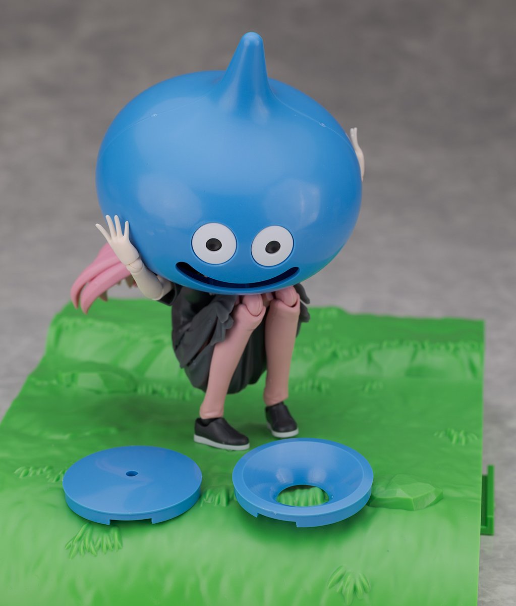ドラクエスライムのプラモデル。全8パーツ＆タッチゲートなので数分で