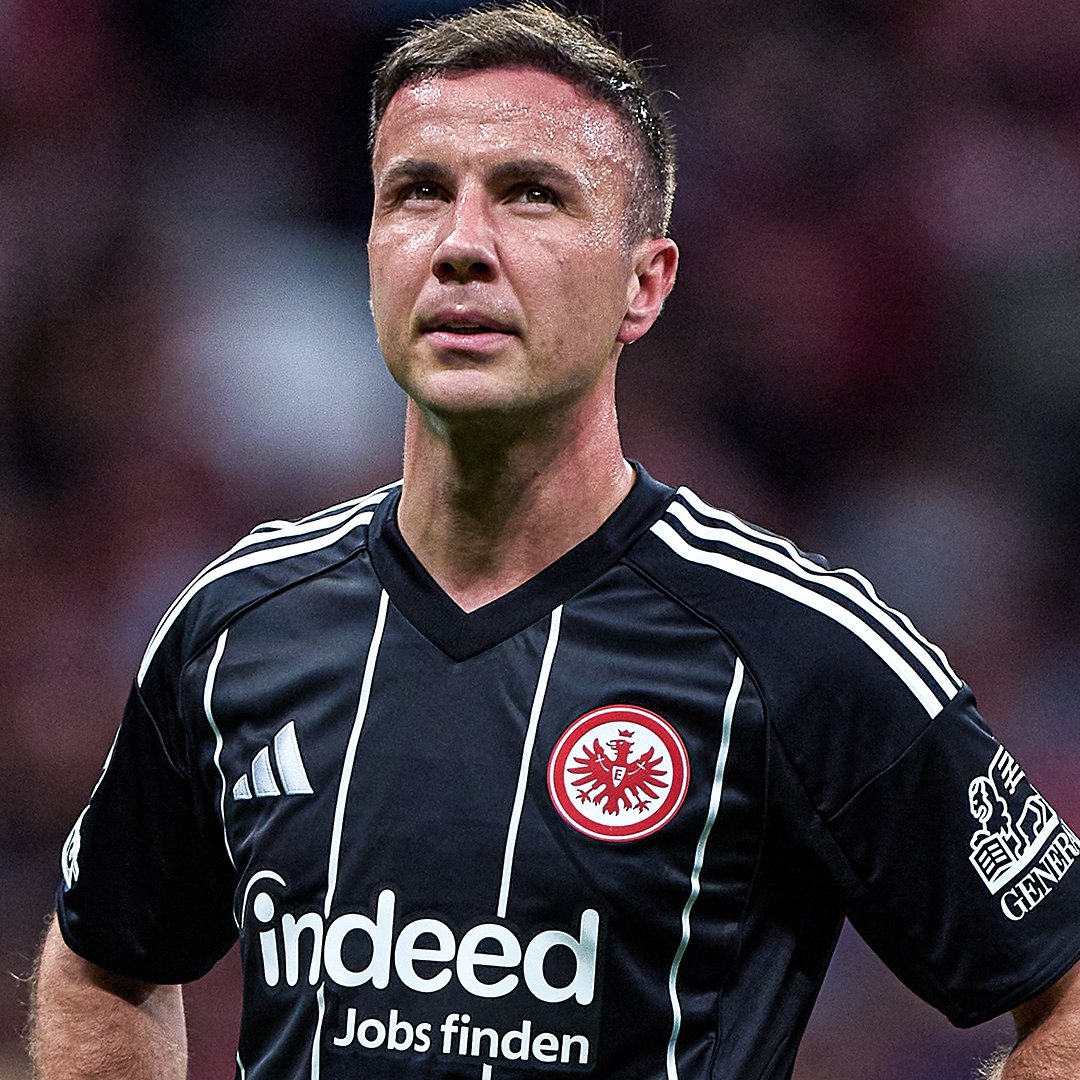 AnfieldFootball's tweet image. Wednesday's Champions League opponents, Frankfurt, have conceded 10 goals and scored 3 goals in their last three games 🤨