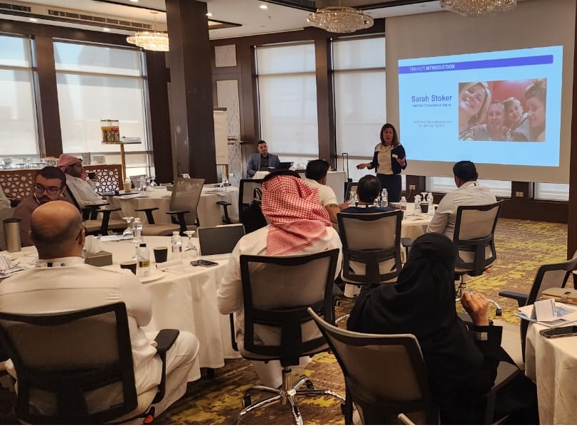 HSE_Review's tweet image. Day 1 of the SafeStart Trainer Certification – Level 1 Course in Riyadh kicked off with insightful sessions led by Larry Wilson, Sarah Stoker, and Mitchell Wilson.
Engaging discussions on human factors and proactive safety set the tone for Day 2!

#SafeStart #HSE #Riyadh