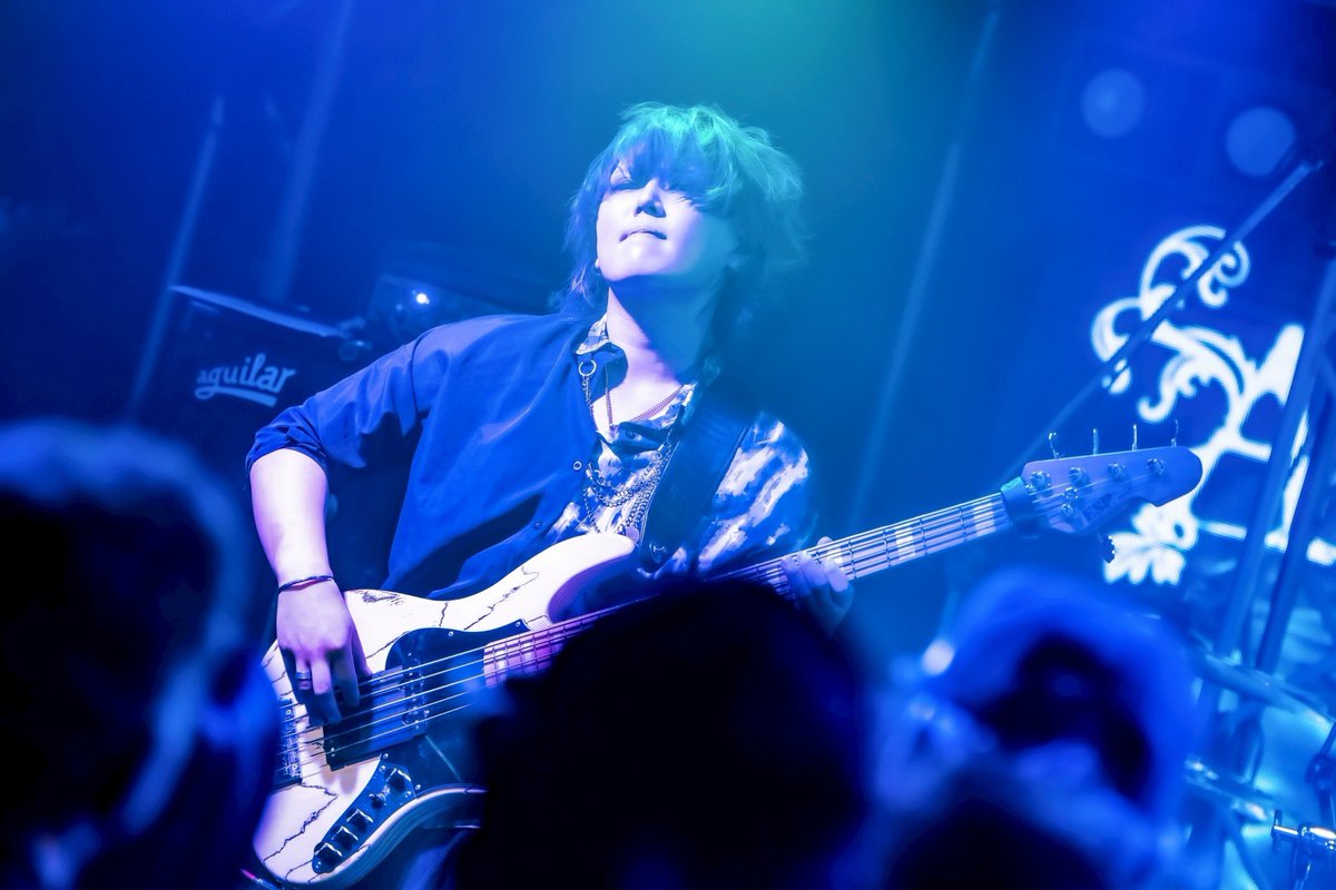 raimu_5strings's tweet image. 10/19 吉祥寺CRESCENDO
ANCIENT MYTH×SAISEIGA
2MAN TOUR 真・極彩色の悪夢
ANCIENT MYTH Sup.
photo by @a_kwsk_1985
#ANCIENTMYTH #markbass #espguitars #QuadCortex