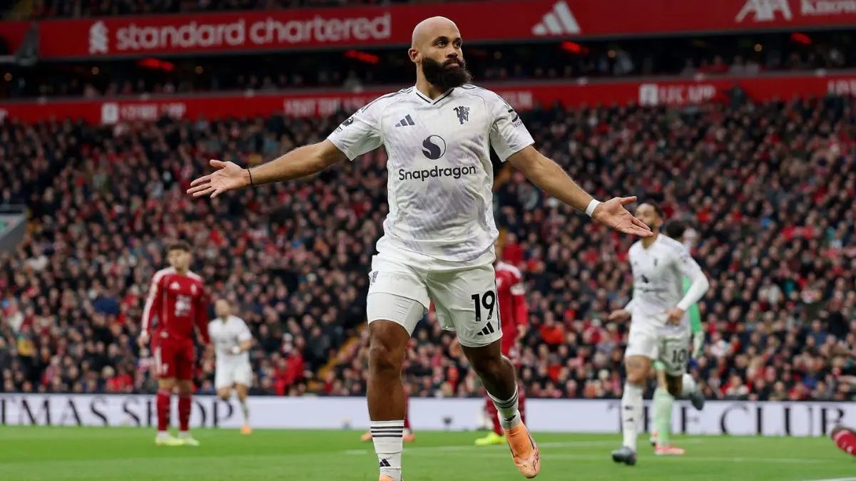 AdamJoseph's tweet image. Senne Lammens reliability &amp;amp; shot stopping ability, plus providing badly needed stability is a floor raiser this team hasn&apos;t had enough of.

Benjamin Sesko&apos;s all-around forward play, physicality &amp;amp; linking the attack together is a floor raiser this team hasn&apos;t had enough of.…