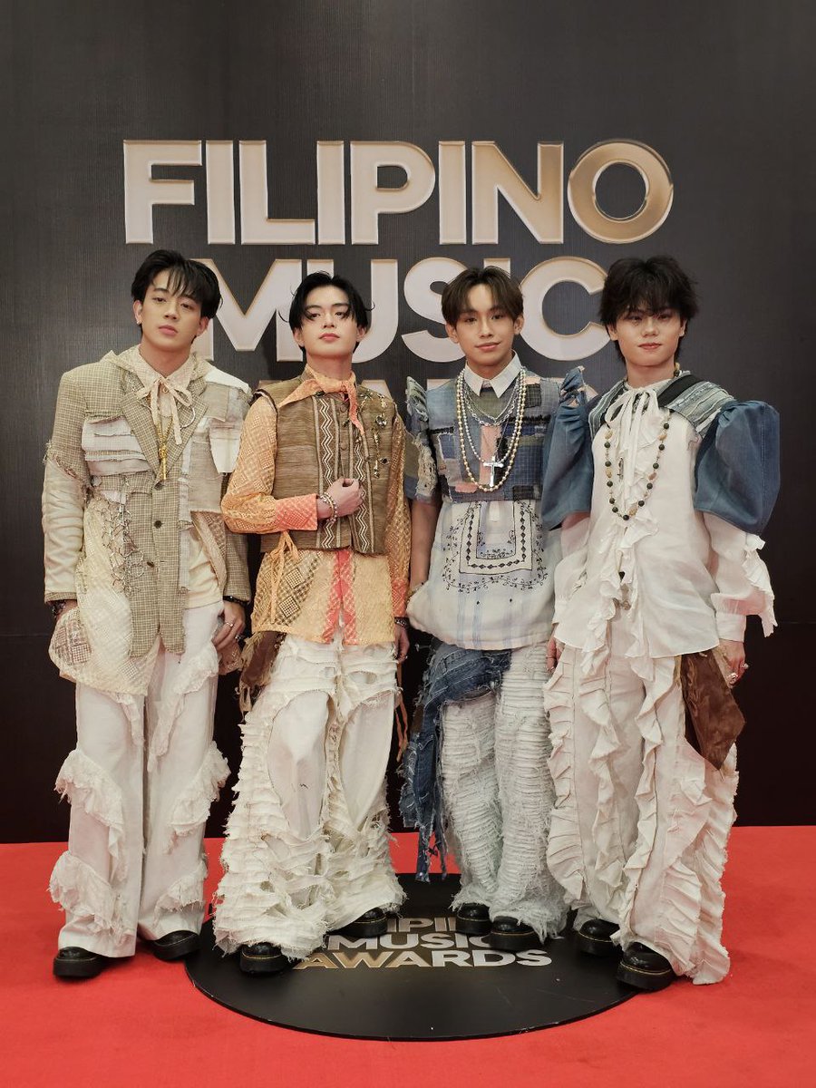 P-pop boy group AJAA look princely on the Filipino Music Awards red carpet!

#FilipinoMusicAwards
#FMAs  
#AJAA <a href="/AJAAofc/">AJAA</a>