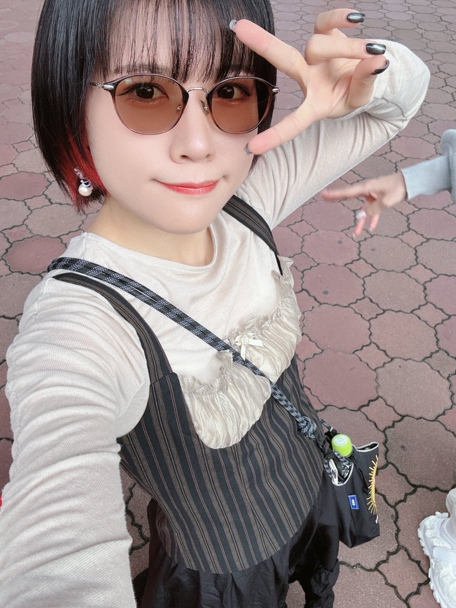 はいコンバンヒーロチャン！たくさん寝てボイトレ行ってきました🎤たっぷりリフレッシュしたから今日も頑張るのだ〜今からカレーを食べに行きます！！