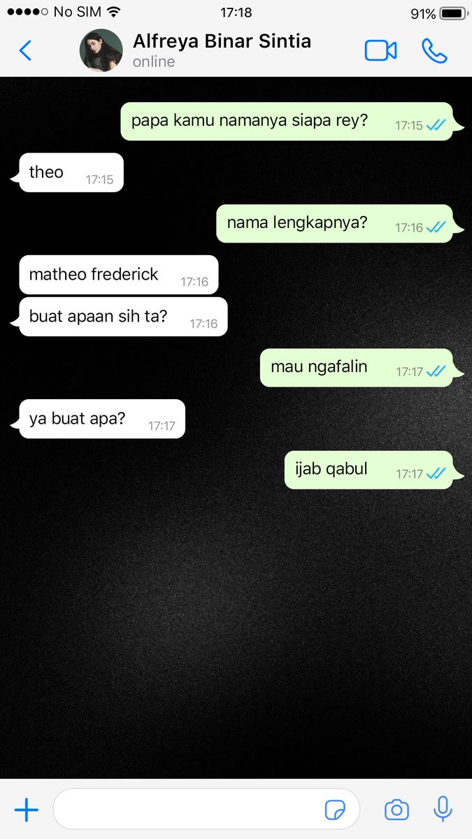 — 𝐒𝐨𝐦𝐞𝐨𝐧𝐞 𝐓𝐨 𝐒𝐭𝐚𝐲
"𝘊𝘢𝘯 𝘪 𝘫𝘶𝘴𝘵 𝘩𝘢𝘷𝘦 𝘺𝘰𝘶 𝘧𝘰𝘳𝘦𝘷𝘦𝘳?"

Jungkook x oc local au.

©namirazea, 2025.