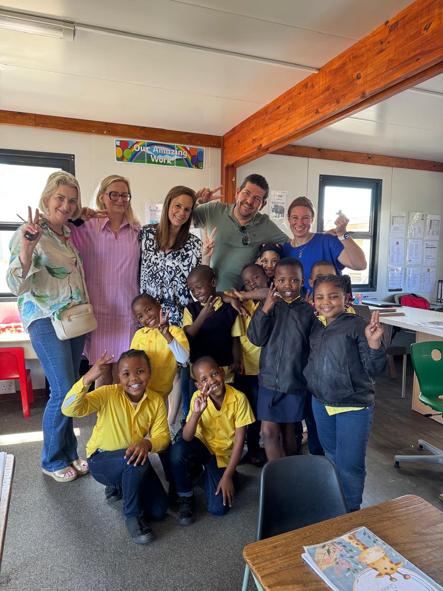 creationwines's tweet image. We had such a lovely visit to @PebblesProject today with our great friends Olivier &amp;amp; Debbie van den Eynde from @CloseTheGapInt , Marije Wichers from @RotaryNL  Zaandam and Kasra van Rompaey! 💛💫  #community #wineforgood #pebblesproject #lovecreationwines #socialresponsibility