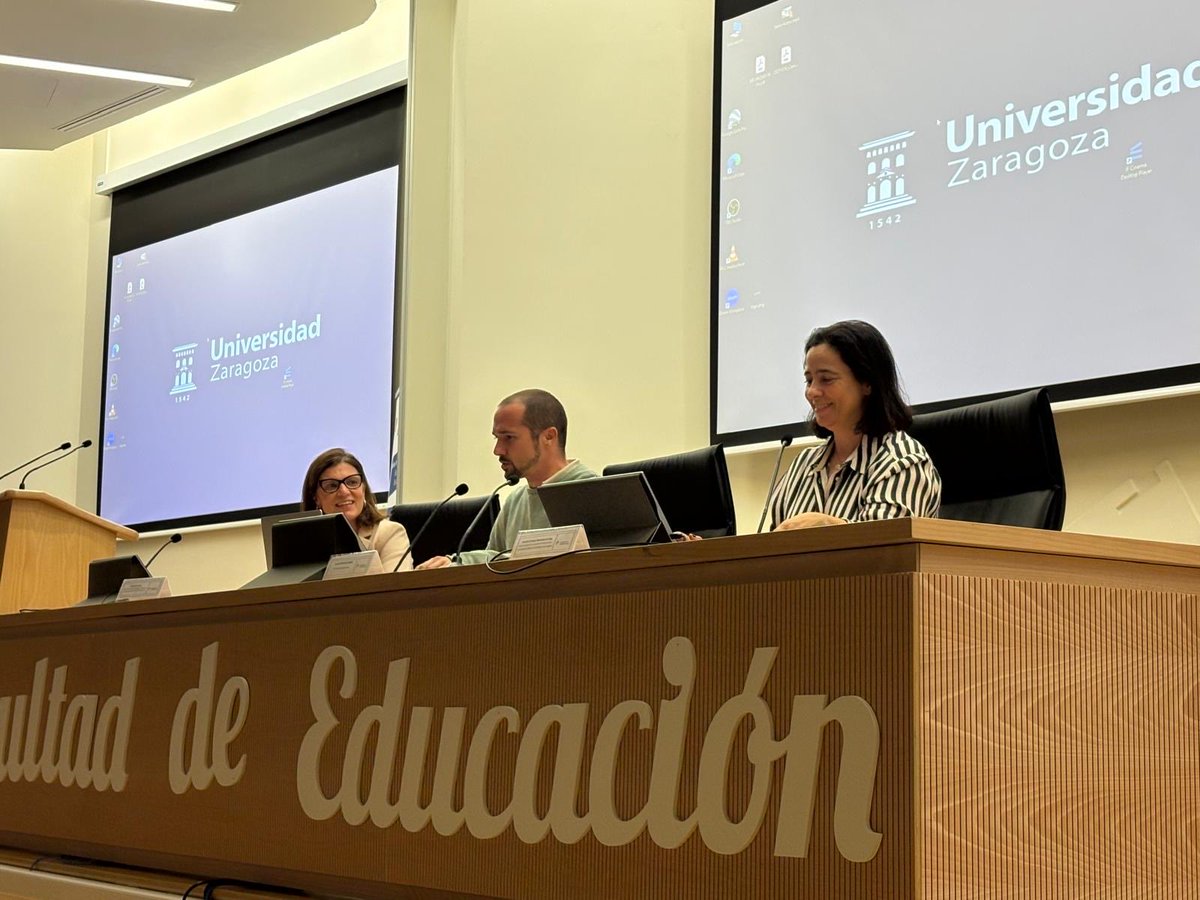 Comienza III Edición DEU en Formación Pedagógica y Didáctica para sectores Singulares de FP <a href="/unizar/">Universidad Zaragoza</a> <a href="/GobAragon/">Gobierno de Aragón</a> <a href="/educaciongob/">Ministerio de Educación, FP y Deportes</a> <a href="/MasFPAragon/">+FPAragón</a> <a href="/grupo_educacion/">Grupo de Investigación 'Educación y Diversidad'</a> <a href="/esperanzacid/">esperanza cid</a> <a href="/EvaUrbon/">Eva Urbón Ladrero</a> <a href="/JaimeMingui/">Jaime Minguijon</a> <a href="/anaromar_/">Ana Rodríguez</a> <a href="/DGGoncet/">Daniel G. Goncet</a> @