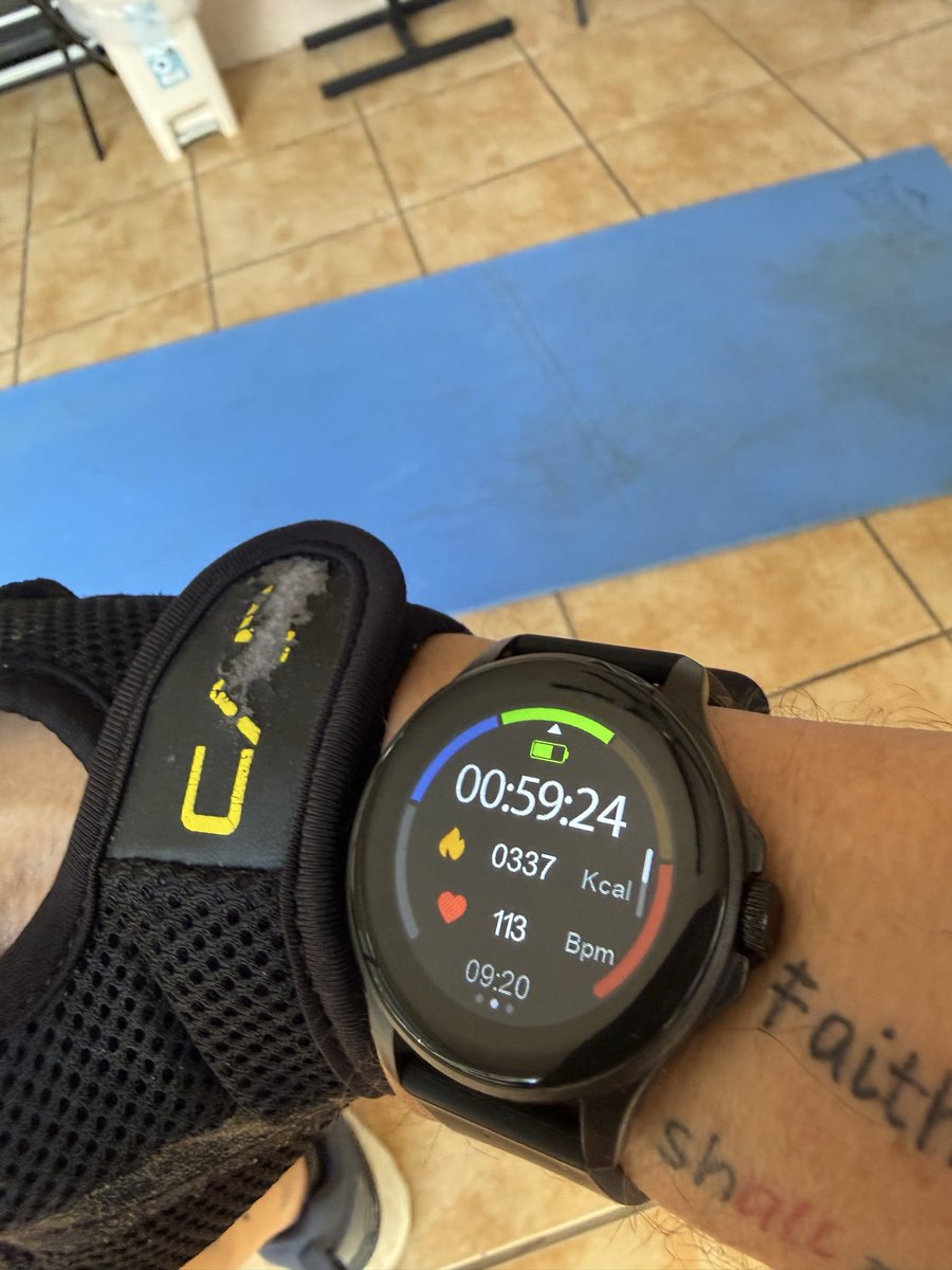 Ana_Jazmin2122's tweet image. “Exercise should be regarded as a tribute to the heart.” – Gene Tunney

#HomeWorkout #WorkoutComplete #NoExcuses #FitnessJourney