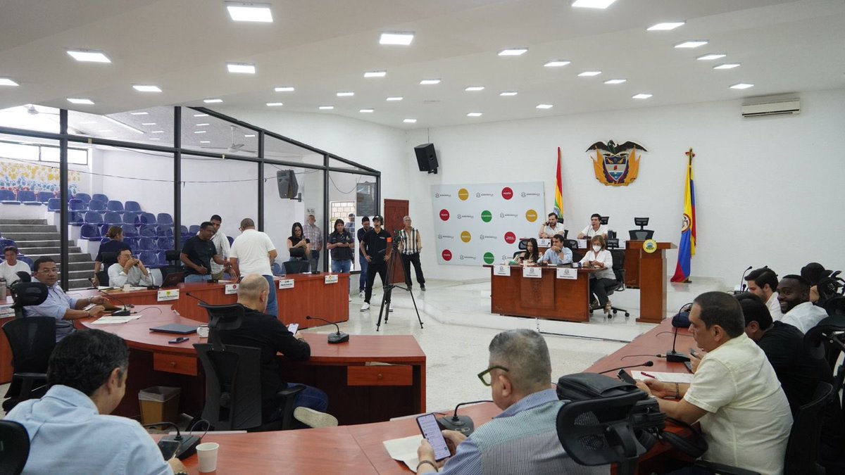 Concejodebaq's tweet image. 🔴🎥 Transmisión en vivo: Sesión Plenaria del Concejo Distrital de Barranquilla. 

📌 Elección Contralor General Distrito de Barranquilla - 2026 - 2029. 

📎 youtube.com/live/v5uRSO22_…