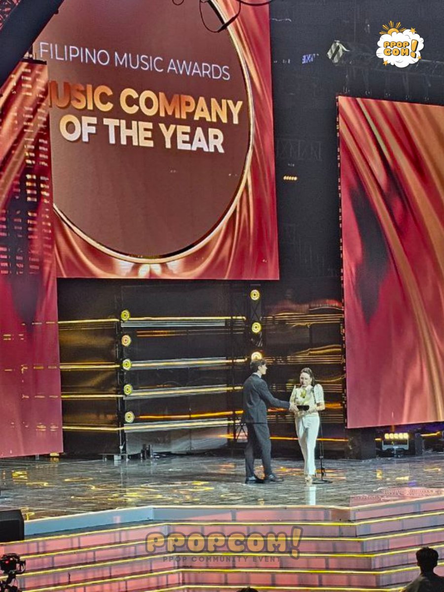 ppop_com's tweet photo. Music Company of the Year goes to @sonymusicph! The award was received by Miss @rospineda.
#FilipinoMusicAwards #FMAs
#PPOPCOMsaFMA https://t.co/Em8qeepSty
