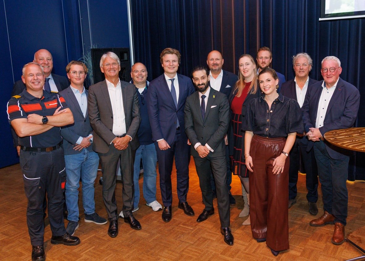 Campagne is niet alleen vluchtige debatten, maar ook diepgaande inhoudelijke bijeenkomsten.

In mijn eigen Oisterwijk spreken we een hele avond over #veiligheid: van internationaal tot lokaal.

De dreigingen zijn ernstig, maar met de juiste investeringen in Defensie, politie en