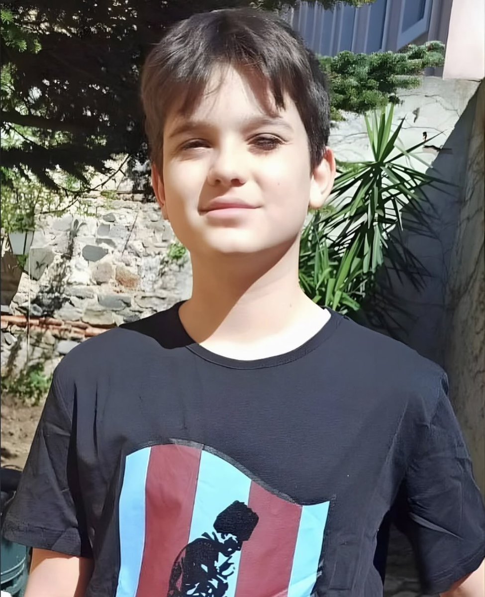 Hem unutmayacağız hem unutturmayacağız. Sen artık toplum vicdanının simgesisin, sen binlerce yavrumuzun temsilisin. Ahmet Minguzzi artık kalp ve zihinlerimizde ölümsüzdür. Suça sürüklenen çocuk masalı okuyanlar da suça sürüklendiği iddia edilenler de kinimizde hep diri