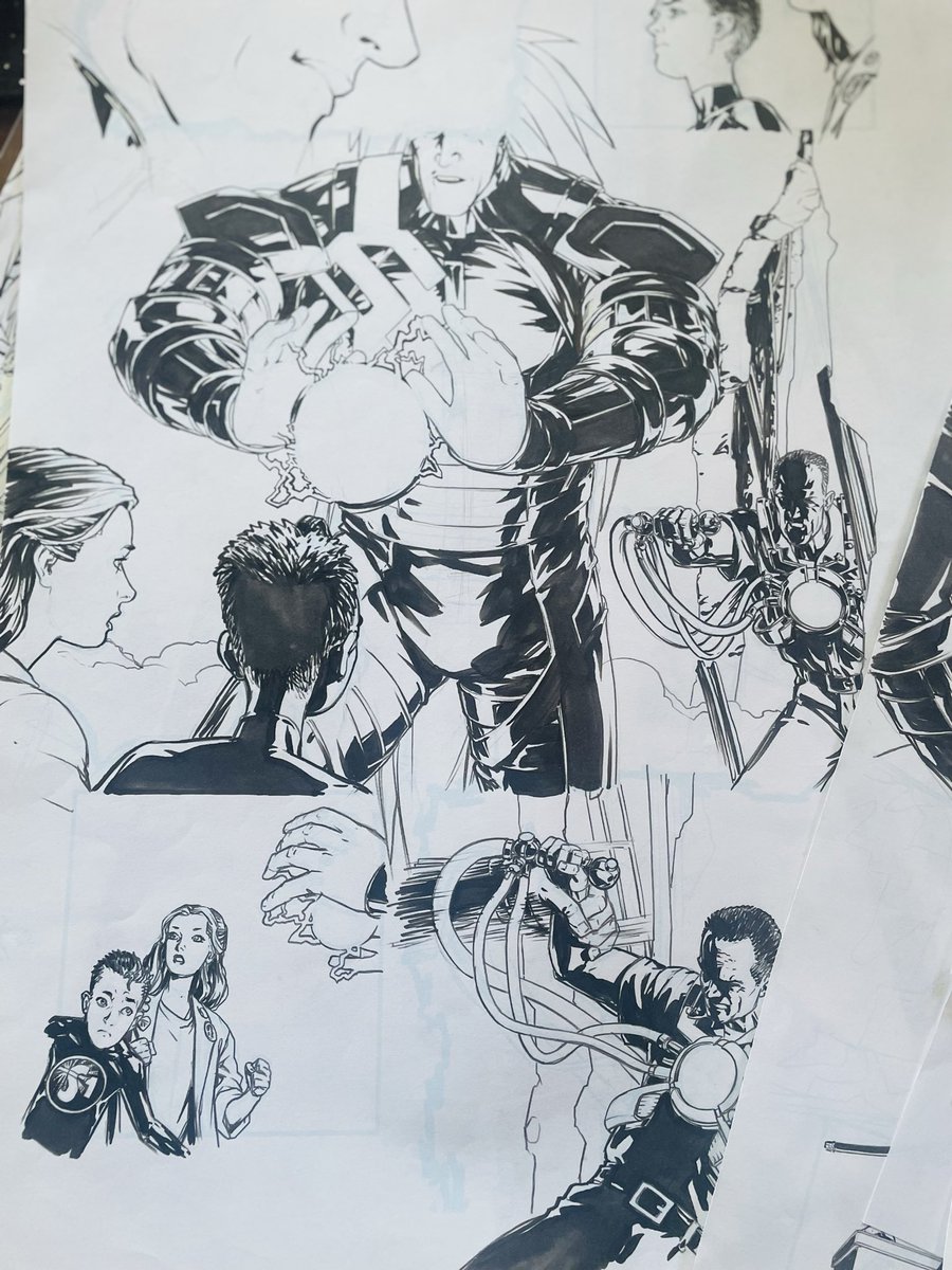 PANEL PUNK tweet media