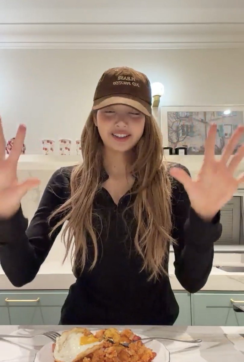 “FOR THAILAND SOLO OUTFIT YOU GUYS GOING TO BE SHOCKED AND WILL LOVE IT”