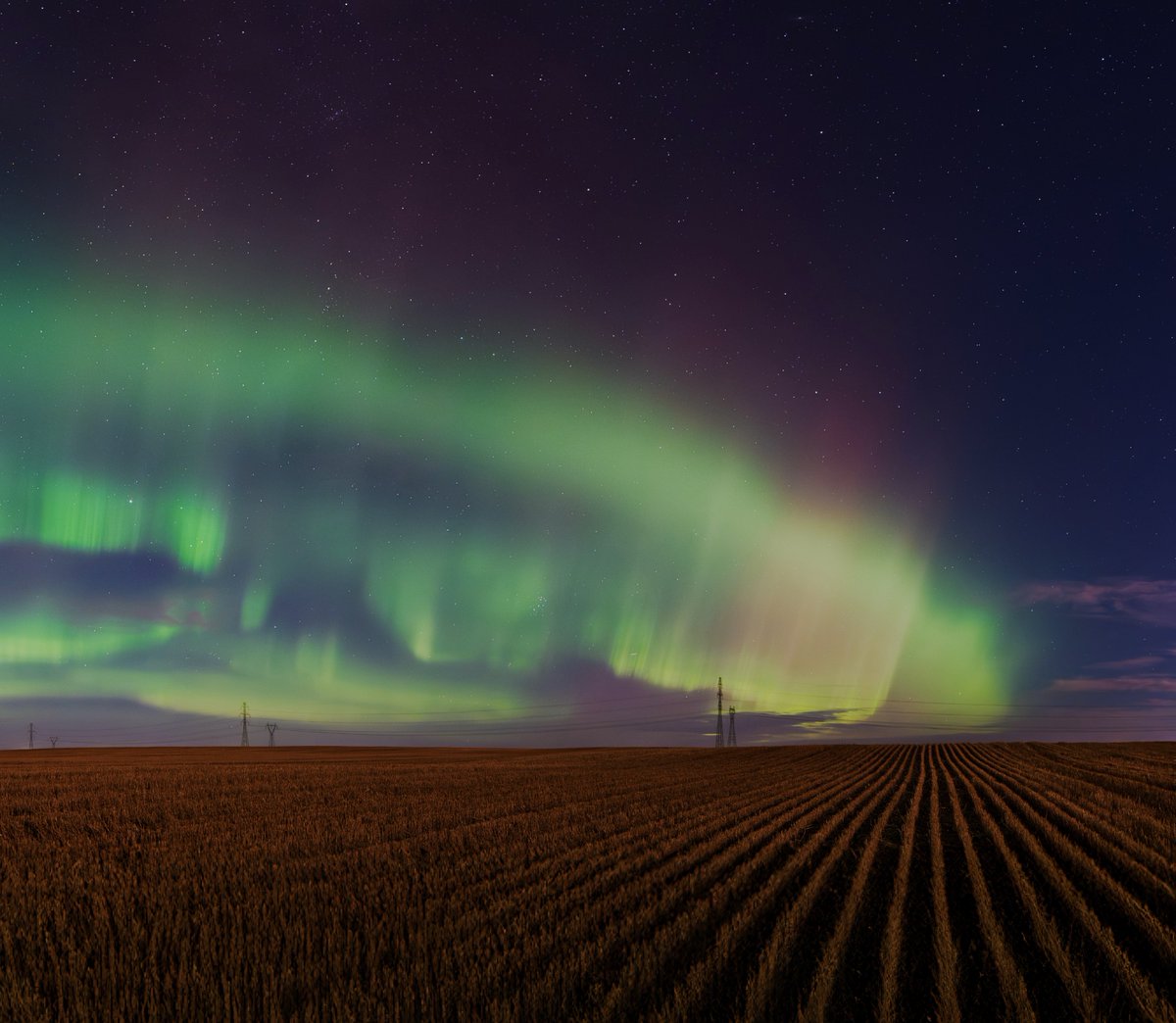 Some Aurora hit differently.