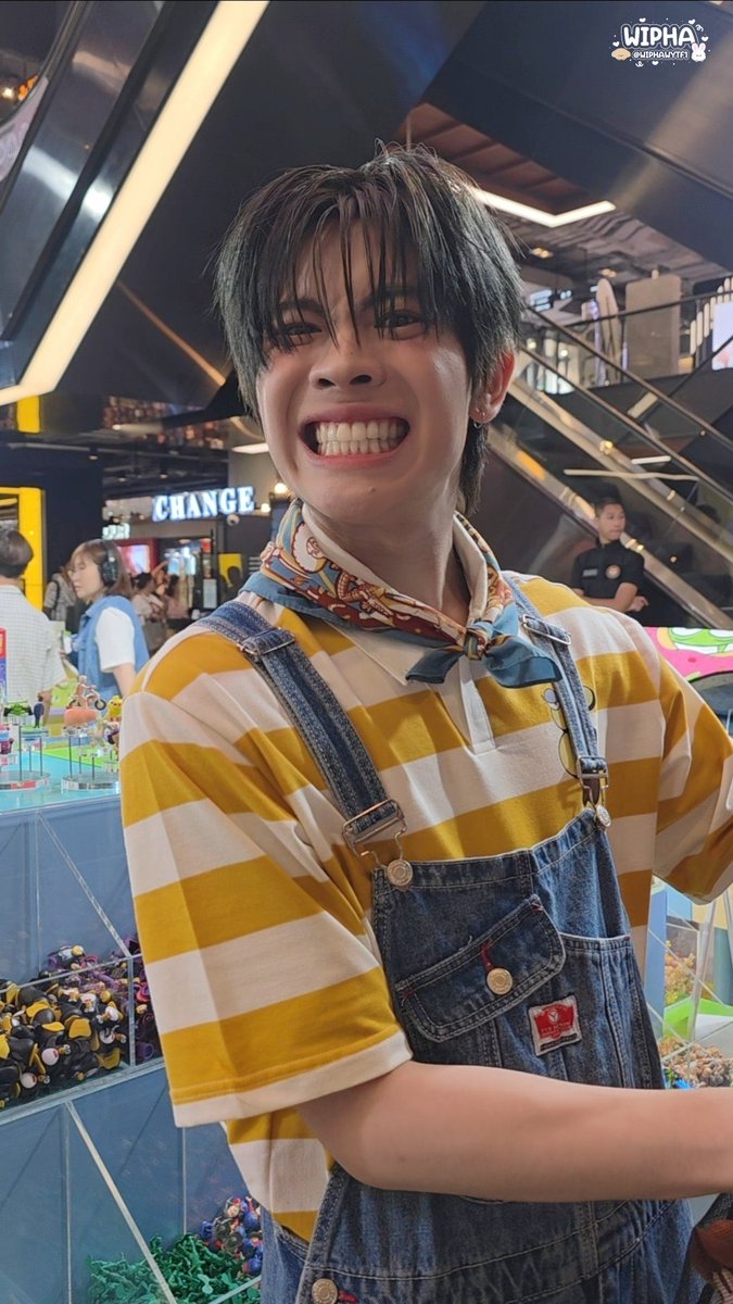 GS_WE98's tweet image. อ่ยยย ยัยเฟิ้ด แล้วฉันพึ่งเห็นรูปนี้😂😂😂😂

TLEFIRSTONE ONCE JOURNEY
#ToyStoryxTleFirstone