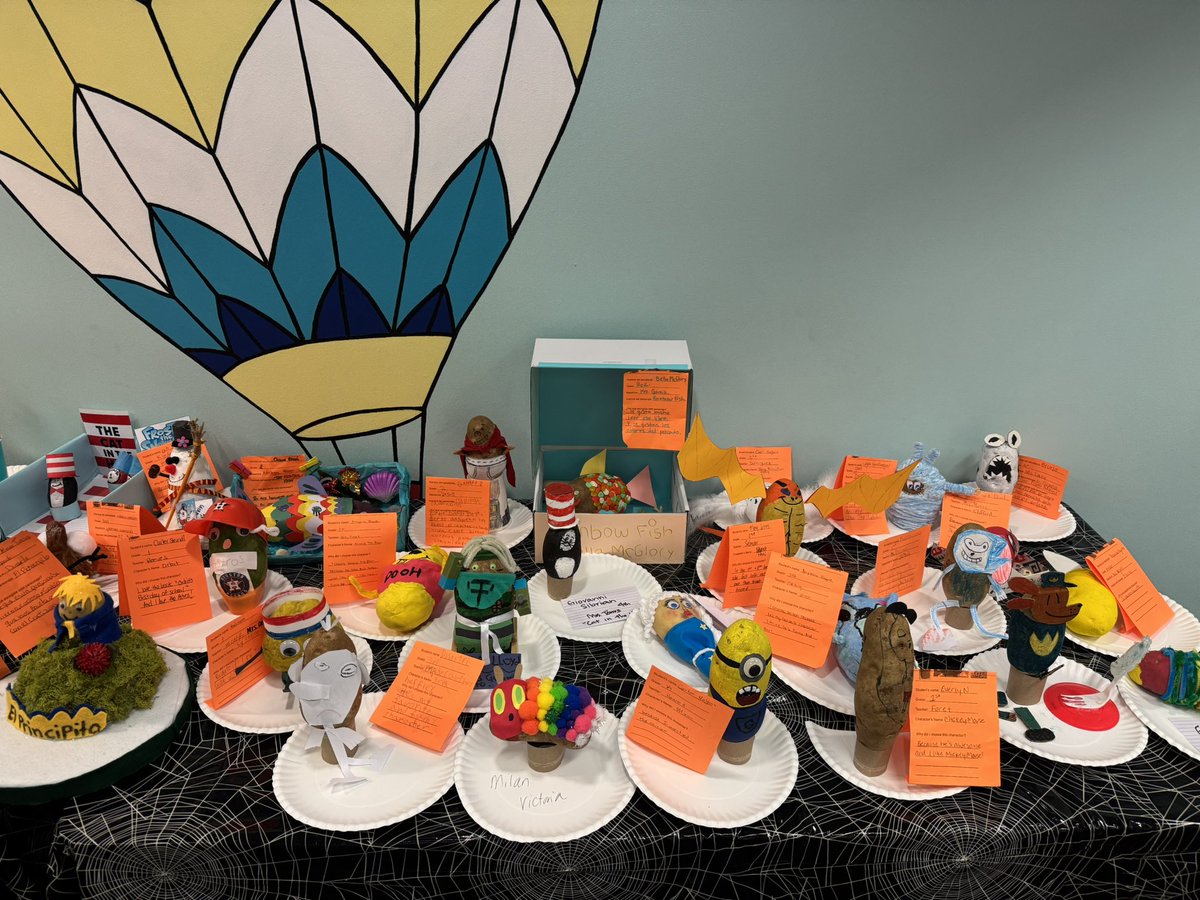 cpes_library's tweet image. Running out of room for all these adorable potato book characters! Thank you, @TISDCPES students &amp;amp; families for all your creativity to make these characters come to life! Let us know your favorites! @TISD_Libraries