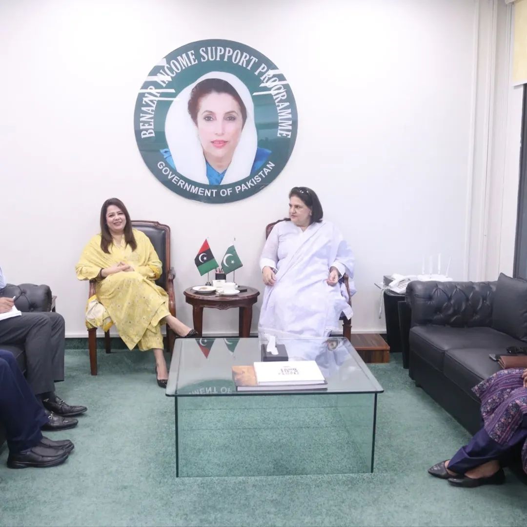 ReisLala1's tweet image. رکنِ صوبائی اسمبلی مس صائمہ آغا کی چیئرپرسن #BISP سینیٹر روبینہ خالد سے ملاقات
سینیٹ انتخابات میں کامیابی پر مبارکباد پیش کی 
صوبہ سندھ میں #BenazirTaleemiWazaif پروگرام کی کامیابی اور نئے تربیتی اقدامات پر مفید گفتگو۔
#SaimaAgha #SenatorRubinaKhalid #PovertyAlleviation