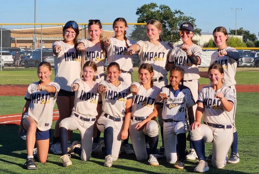 Chloe Demmeck tweet media