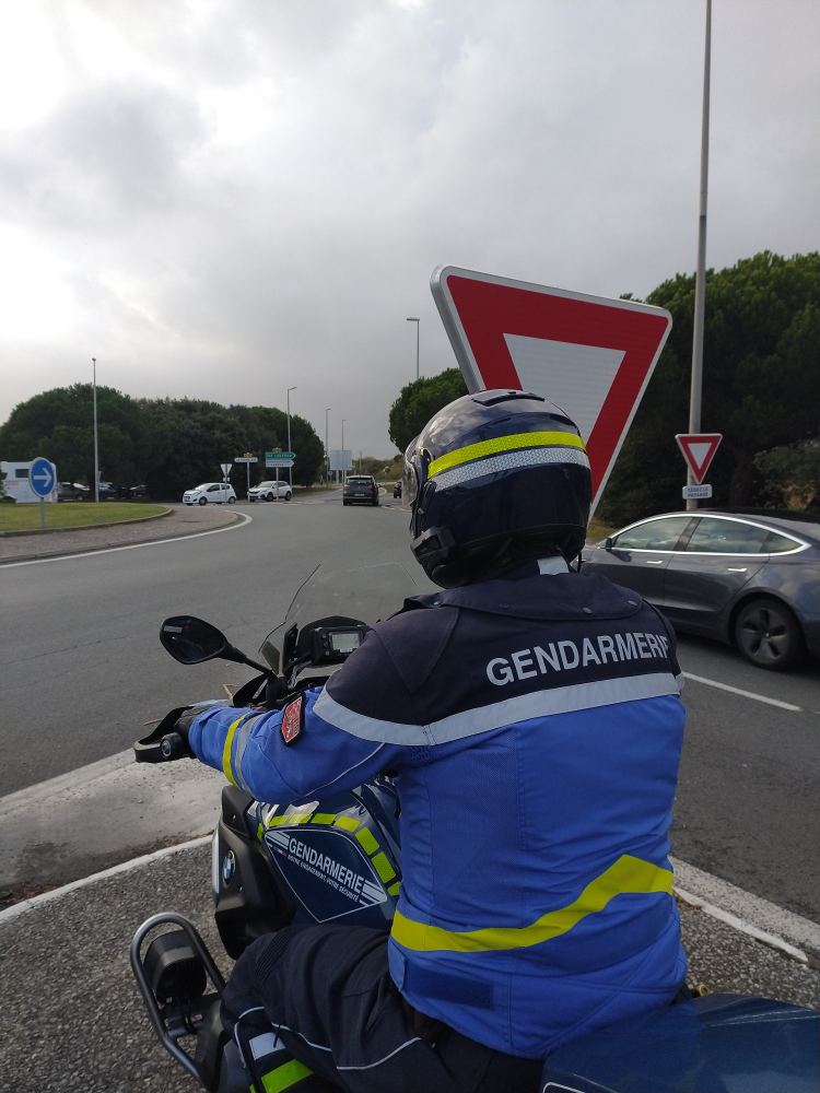 Le week-end de la Toussaint est l’un des plus accidentogènes.
34 personnes ont déjà perdu la vie sur les routes de notre département.
Les gendarmes sont mobilisés pour assurer la sécurité des usagers.
Le respect du code de la route restent plus que jamais indispensables.
