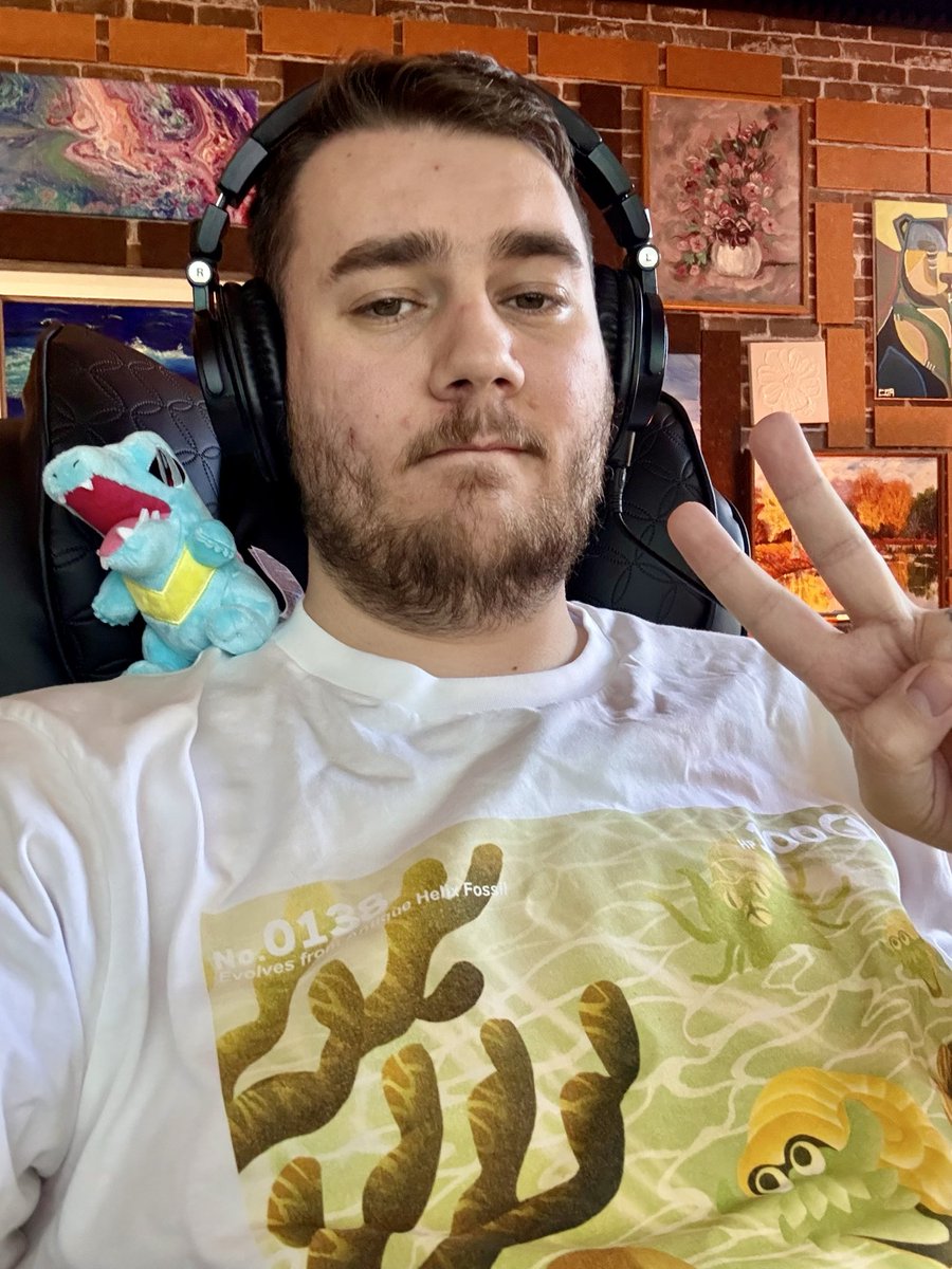 I’m playing the Pokémons legends za game on twitch, come say pls 🥺👉👈 twitch.tv/brycequartz