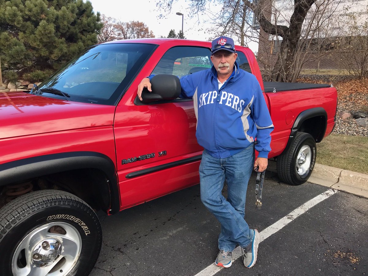 DrAlexTwenge's tweet image. Pitcher’s Off Season Program starts tonight @Macstrengthmn 

Me when the dudes walk in tonight:

#LetsRip