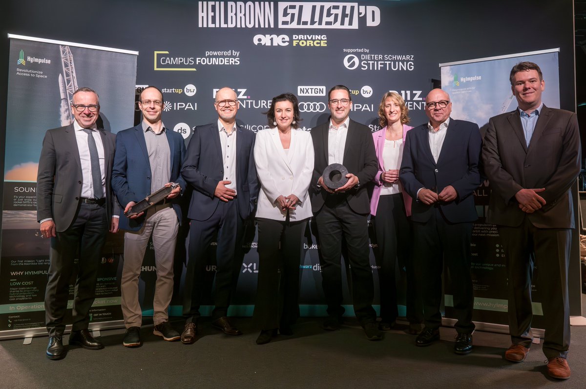 HyImpulseTech's tweet photo. Federal Minister Dorothee Bär visits #HyImpulse at Heilbronn Slush D! We proudly presented our suborbital rocket #SR75 launched last year, marking the first successful flight of a German commercial rocket powered by hybrid propulsion technology.
More: https://t.co/RrfKJtlTMT https://t.co/Tl1eyjF5mg