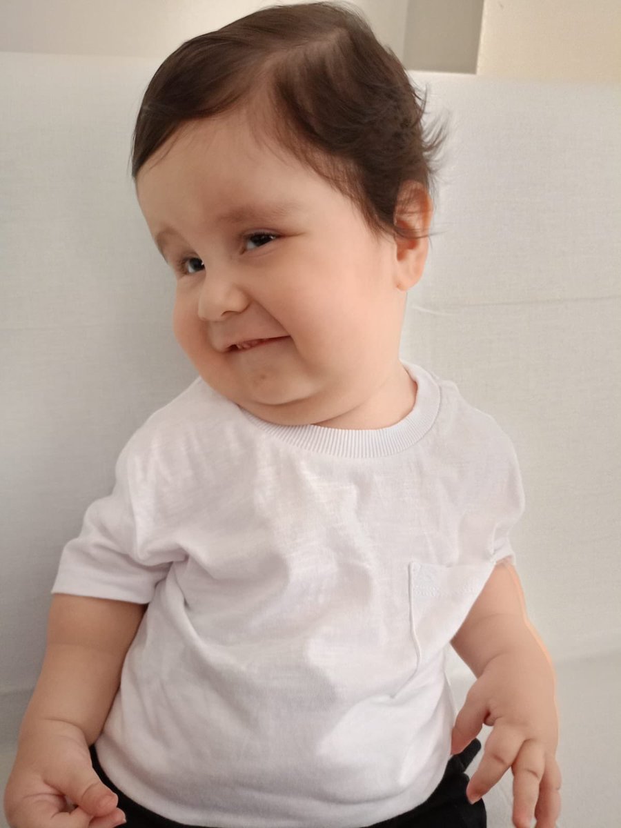 Hayatına Böyle girsem ne yapabilirsin ki? 🤭

AKŞAM 21:00 DE INSTAGRAM DA 
<a href="/dmdkerem/">𝐃𝐌𝐃.𝐊𝐄𝐑𝐄𝐌⛵️ ➜% 20</a> INSTAGRAM HESABI İLE KUTLAMA YAYINIMIZ VAR❤️ 

Herkesi bekleriz 🤍🌹