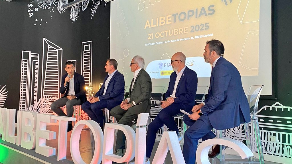 💡 La tecnología ha democratizado el conocimiento. Y eso nos obliga a actuar. Durante mi participación en #Alibetopías25, tuve la oportunidad de compartir una idea que guía nuestro trabajo en <a href="/vickyfoods/">Vicky Foods</a>: Sin conocimiento, no hay innovación. #FelizMartes