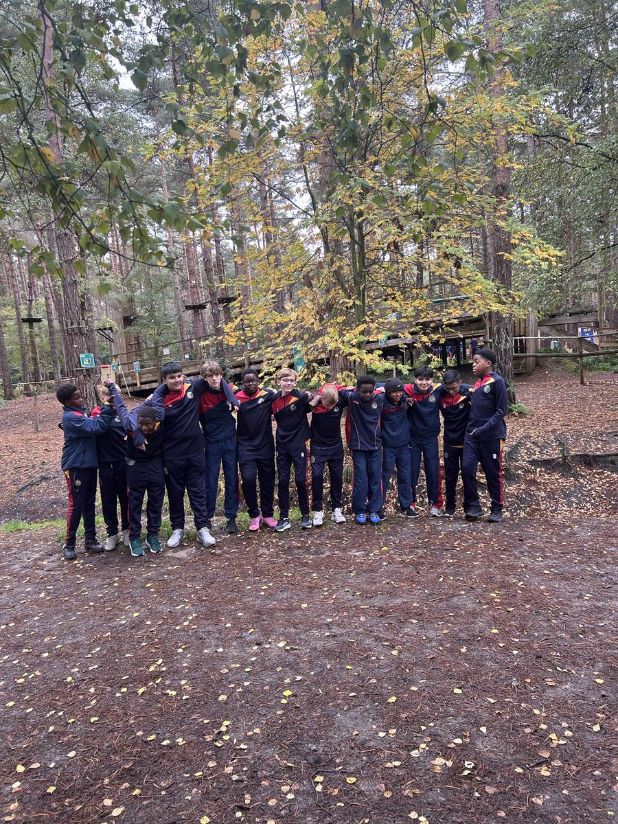 QmgsRugby's tweet image. 🚨 Tour Day Two 🚨
Go Ape Part One - Some great team building for the lads on the Treetop Adventure! Some fears well and truly conquered! 💪🏻🏉
@QMGSSPORT @qmgs1554 @qmgs1554qma
