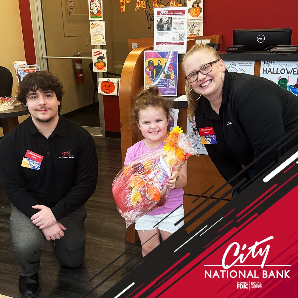 CNB1901's tweet image. Help us congratulate Bexlie! She won the Halloween Coloring Contest at our Moore Branch! #CNB1901 #CommunityStrong #MemberFDIC