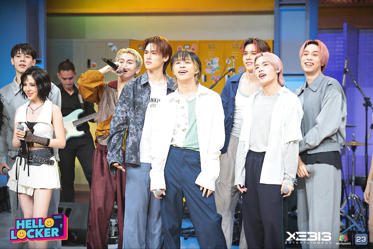 xebis_ent's tweet image. รวมโมเมนต์ความสนุกในห้องเรียนล็อกเกอร์ ที่มาพร้อมเพลงฮิตติดหู ถ่ายทอดผ่านเอนเนจี้ของ &quot;วง DICE @DICE_SONRAY &quot; และ &quot;XEBIS&quot; ✨

#HELLOLOCKER #Workpoint #Workpoint23 #XEBISENTERTAINMENT #MAKEPOPHISTORY #HELLOLOCKEREP9  #DICE_SONRAY