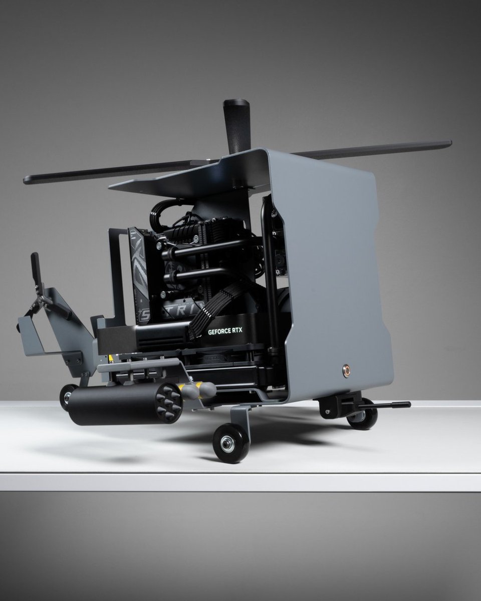 CableMod's tweet image. Such a fun looking project whipped up by @hardlinenexus 😍