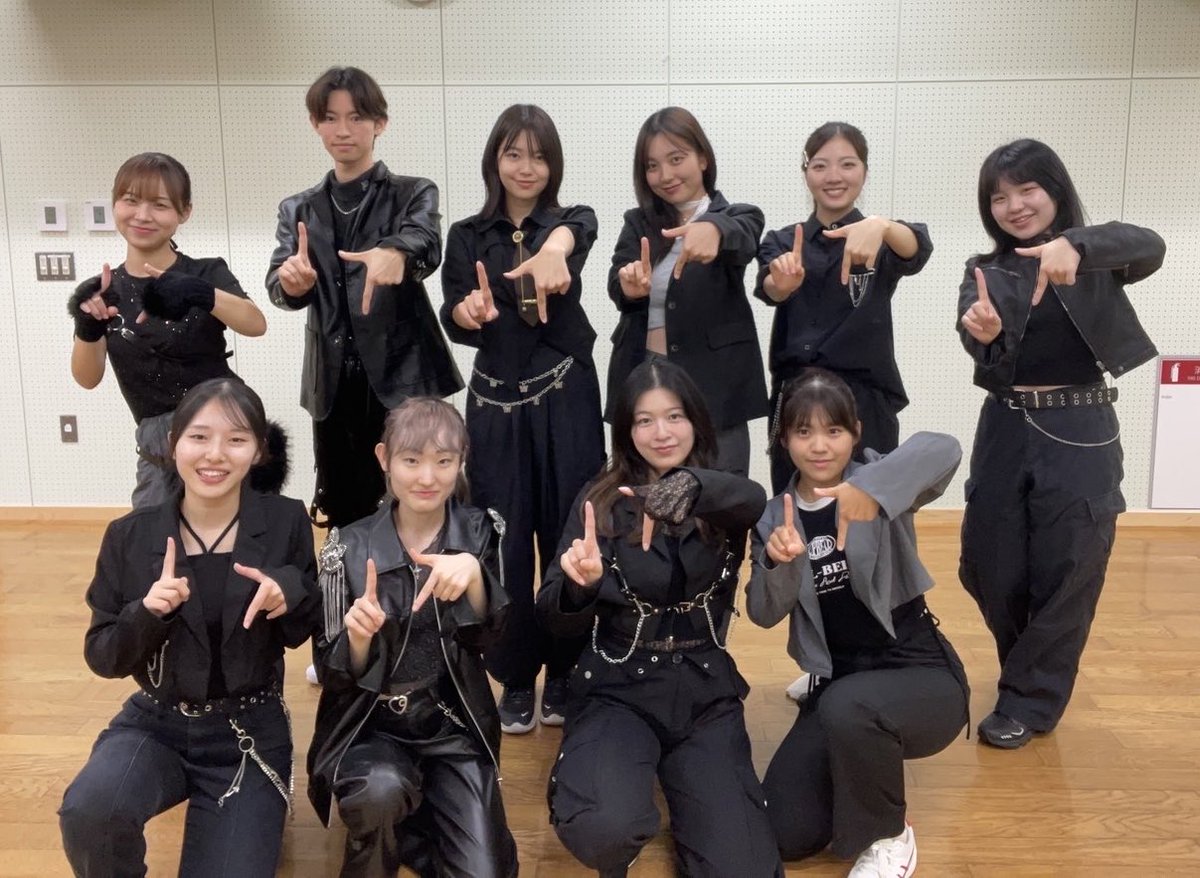 dance_HUSM's tweet photo. 💃医大祭カウントダウン🕺

 ＼本番まであと11日／ 

本日はHITの皆さんです💥 
音に合わせて体を瞬間的に弾くHITならではの動きが魅力🔥 
リズムとシンクロする迫力のステージをぜひお楽しみください☺️♩ https://t.co/EadPv38G7N