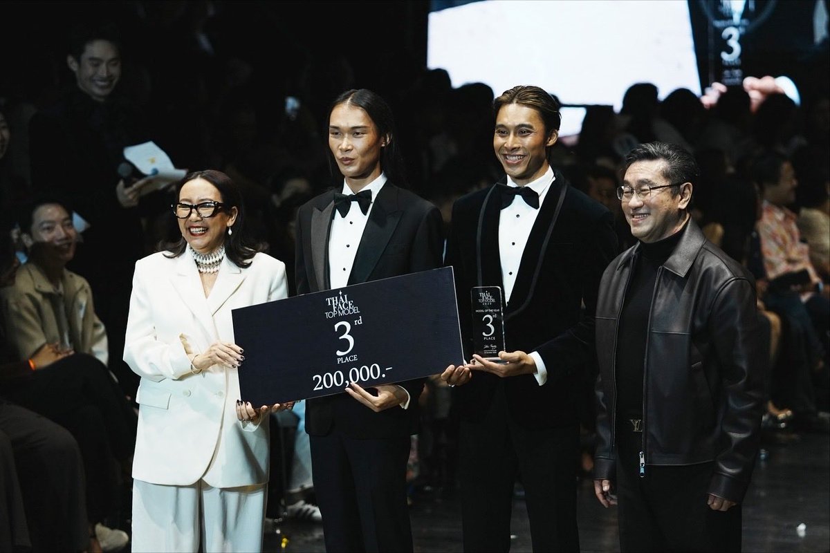thfacetopmodel's tweet image. THE WINNER GOES TO 👑 TFM0785 พงศกร เกตุแก้ว (โจช) ขอแสดงความยินดีกับผู้ชนะ Thai Face Top Model 

ขอขอบคุณผู้เข้าแข่งขันทุกคนที่ได้ถ่ายทอดพลัง ความฝัน และความตั้งใจตลอดเส้นทางของรายการ

The spotlight fades… but the story has just begun. ✨|

#thaifacetopmodelofficial #tfmforum