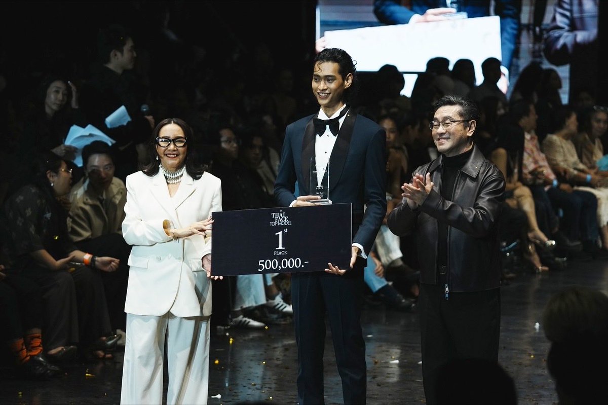 thfacetopmodel's tweet image. THE WINNER GOES TO 👑 TFM0785 พงศกร เกตุแก้ว (โจช) ขอแสดงความยินดีกับผู้ชนะ Thai Face Top Model 

ขอขอบคุณผู้เข้าแข่งขันทุกคนที่ได้ถ่ายทอดพลัง ความฝัน และความตั้งใจตลอดเส้นทางของรายการ

The spotlight fades… but the story has just begun. ✨|

#thaifacetopmodelofficial #tfmforum