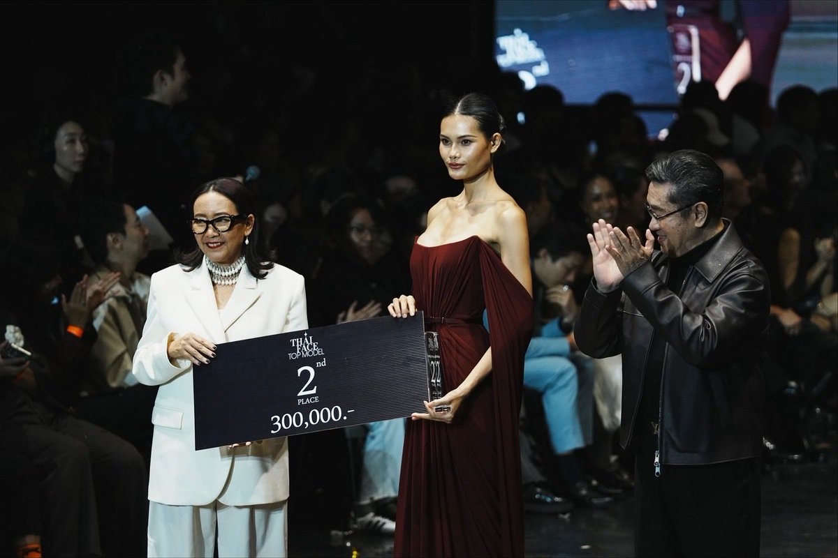 thfacetopmodel's tweet image. THE WINNER GOES TO 👑 TFM0785 พงศกร เกตุแก้ว (โจช) ขอแสดงความยินดีกับผู้ชนะ Thai Face Top Model 

ขอขอบคุณผู้เข้าแข่งขันทุกคนที่ได้ถ่ายทอดพลัง ความฝัน และความตั้งใจตลอดเส้นทางของรายการ

The spotlight fades… but the story has just begun. ✨|

#thaifacetopmodelofficial #tfmforum