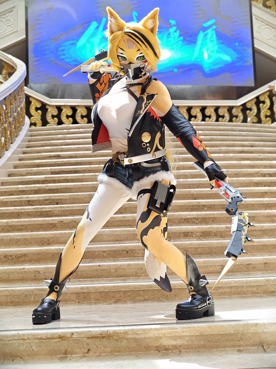 猫猫塔塔开！
#kig #kigurumi #着ぐるみ #ZenlessZoneZero #绝区零 #Pulchra  #波可娜 #furry